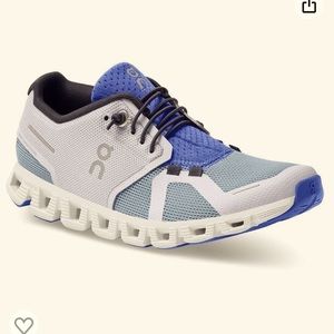 On cloud 5 running shoes
